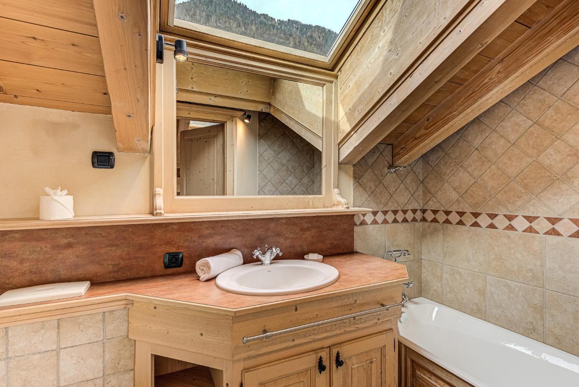 Apartment Longview - Alpes Travel - Central Chamonix - Sleeps 8 Exteriör bild