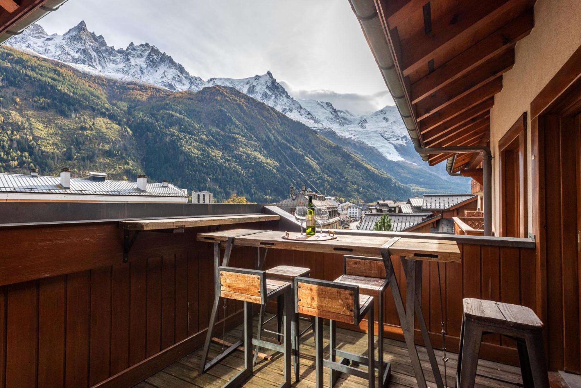 Apartment Longview - Alpes Travel - Central Chamonix - Sleeps 8 Exteriör bild