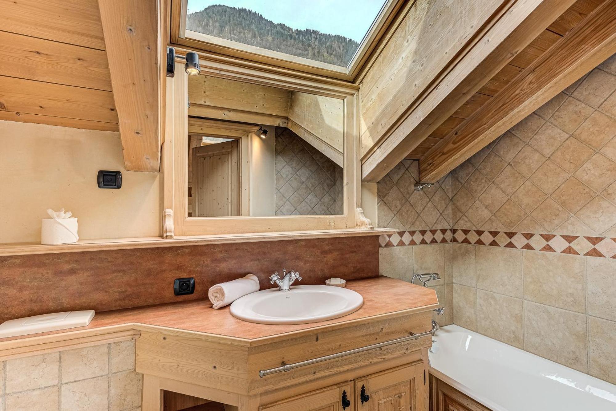 Apartment Longview - Alpes Travel - Central Chamonix - Sleeps 8 Exteriör bild